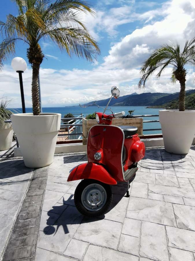 Blue Bay Aparthotel Cefalù Exterior foto